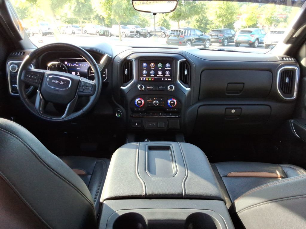 Certified 2022 GMC Sierra 1500 AT4 w/ AT4 Premium Package AWD/4WD image 23