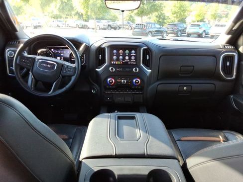 Certified 2022 GMC Sierra 1500 AT4 w/ AT4 Premium Package AWD/4WD image 23