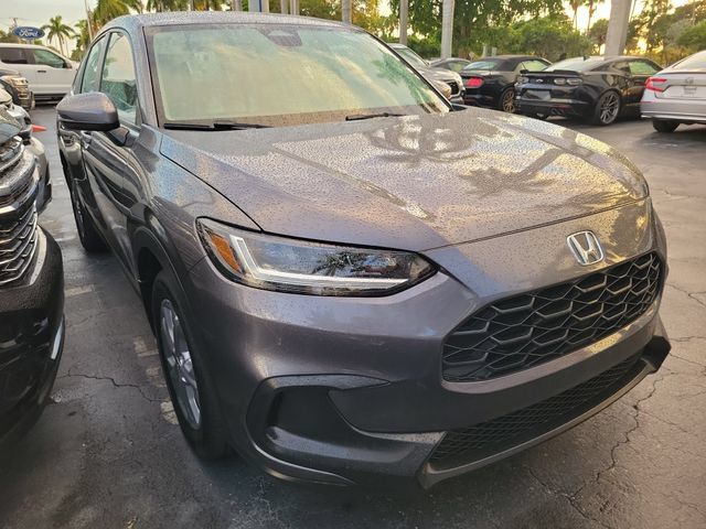 Used 2024 Honda HR-V LX image 2