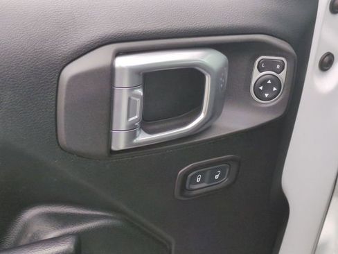 Used 2019 Jeep Wrangler Unlimited Sport S image 13