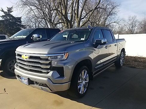 Certified 2024 Chevrolet Silverado 1500 High Country image 10