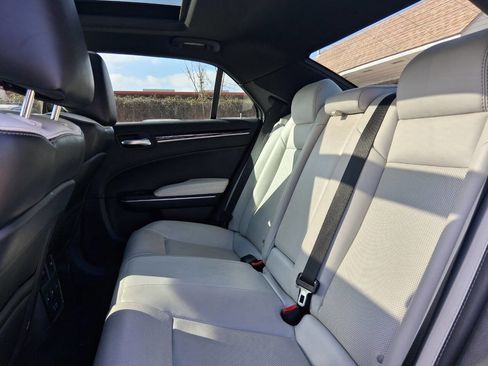 Used 2019 Chrysler 300 S w/ 300S Premium Group 2 image 14