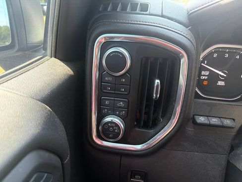 Used 2019 GMC Sierra 1500 AT4 w/ AT4 Premium Package AWD/4WD image 15