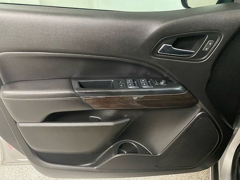 Used 2019 GMC Canyon SLE w/ Driver Alert Package image 9