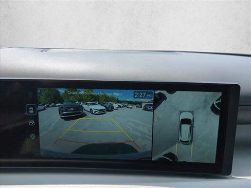 New 2026 Hyundai Tucson Limited FWD image 13