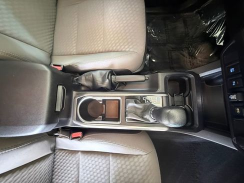 Used 2023 Toyota Tacoma SR5 AWD/4WD image 23