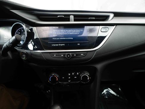 Used 2020 Buick Encore GX Preferred w/ Sport Touring Package image 17