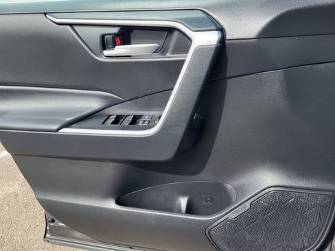 Certified 2025 Toyota RAV4 XLE w/ Convenience Package image 14