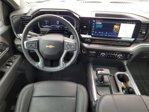 Used 2023 Chevrolet Silverado 1500 LTZ w/ LTZ Convenience Package II image 11