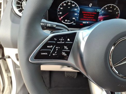 Used 2026 Mercedes-Benz GLA 250 4MATIC image 15