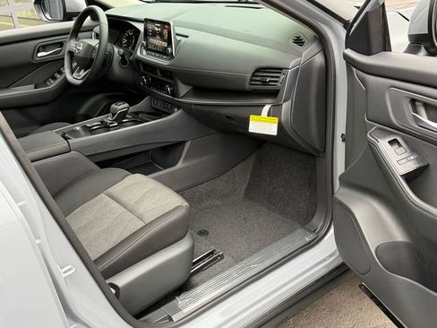 New 2026 Nissan Rogue SV FWD image 26