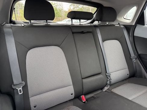 Used 2018 Hyundai Kona SEL w/ SEL Tech Package 02 image 9