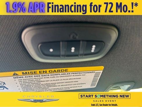 New 2026 Chrysler Pacifica Select image 30