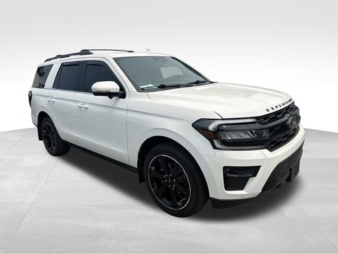 Used 2022 Ford Expedition Limited AWD/4WD image 8