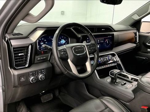 Used 2023 GMC Sierra 1500 Denali w/ Denali Reserve Package AWD/4WD image 17