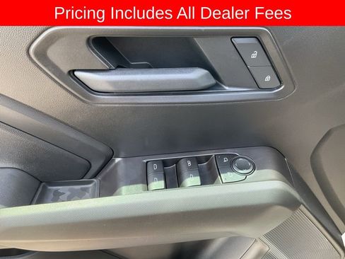 Used 2026 Chevrolet Colorado Trail Boss AWD/4WD image 4