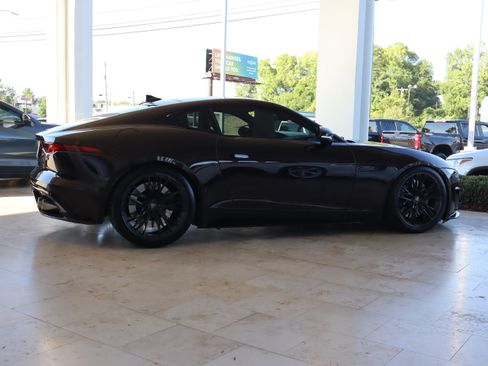 Used 2023 Jaguar F-TYPE R AWD/4WD image 10
