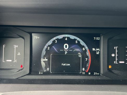 New 2025 Toyota Tacoma SR5 image 12