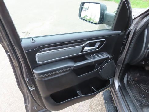 Used 2022 RAM 1500 Big Horn AWD/4WD image 30