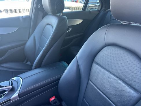 Used 2018 Mercedes-Benz C 300 Sedan image 22