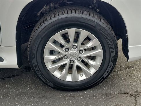 Used 2015 Lexus GX 460 image 5