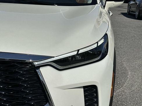 Used 2023 INFINITI QX60 Sensory image 8