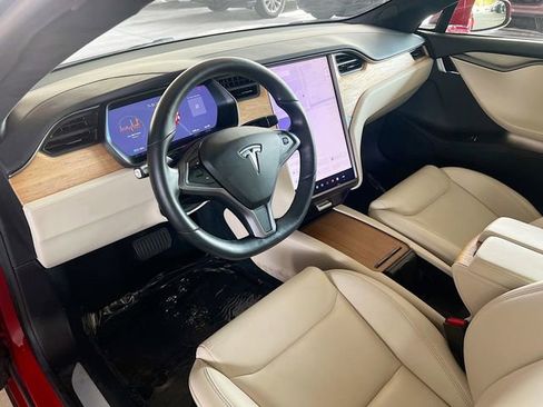 Used 2020 Tesla Model S Long Range Plus image 11