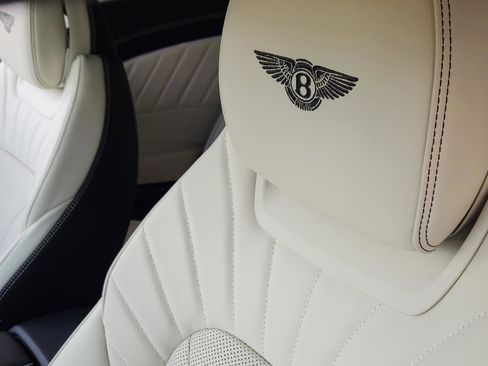 Used 2024 Bentley Continental GT AWD/4WD image 23