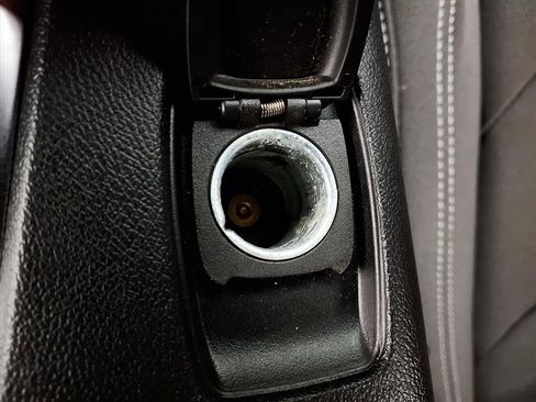 Used 2021 Chevrolet Camaro LT image 24