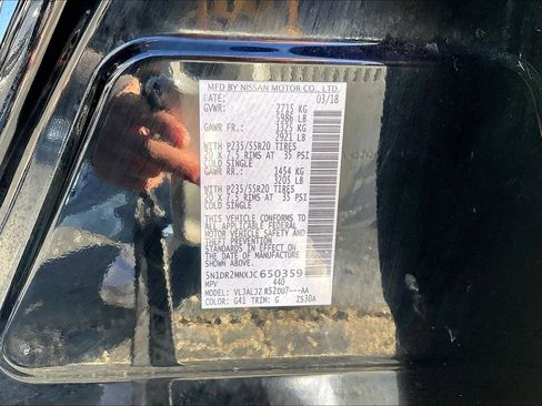 Used 2018 Nissan Pathfinder Platinum w/ Cargo Package image 28