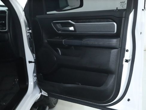 Used 2023 RAM 1500 Big Horn AWD/4WD image 37