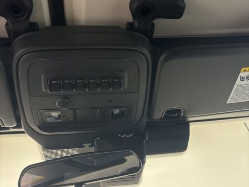 New 2025 Ford Bronco Heritage Edition image 15