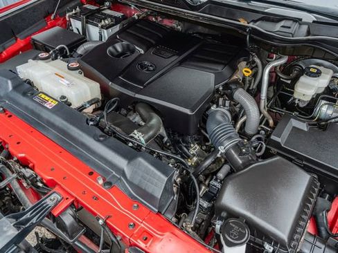 Used 2022 Toyota Tundra SR5 image 15