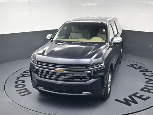 Certified 2023 Chevrolet Suburban Premier image 30