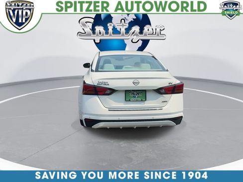 Used 2023 Nissan Altima 2.5 SV AWD/4WD image 8