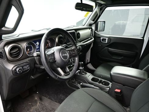 Used 2021 Jeep Wrangler Unlimited Sport AWD/4WD image 8