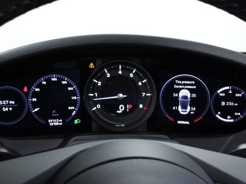 Certified 2021 Porsche 911 Carrera 4S AWD/4WD image 19