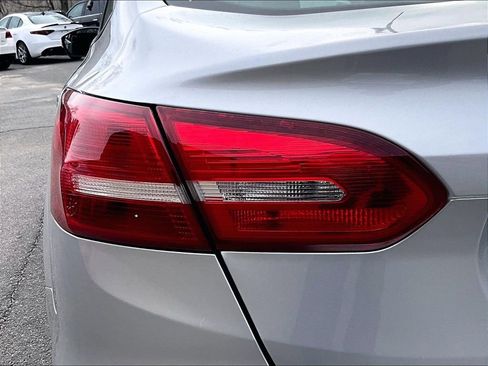 Used 2016 Ford Focus SE image 28