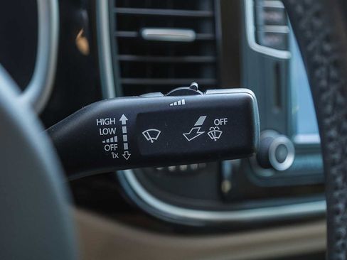 Used 2016 Volkswagen Beetle 1.8T SE image 28