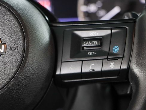 Used 2023 Nissan Rogue SV w/ SV Premium B Package FWD image 14