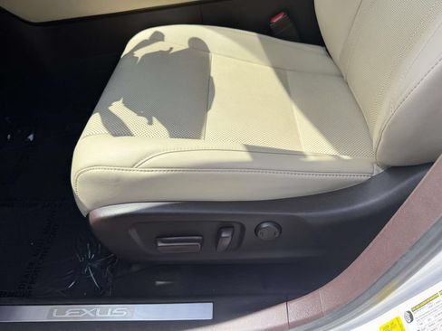 Used 2020 Lexus RX 350 AWD w/ Premium Package image 17