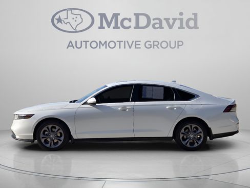 Certified 2023 Honda Accord EX image 2