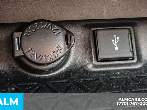 Used 2021 Toyota RAV4 LE image 41