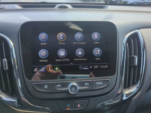 Certified 2024 Chevrolet Equinox RS FWD image 26