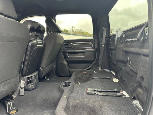 Used 2019 RAM 3500 Tradesman image 15