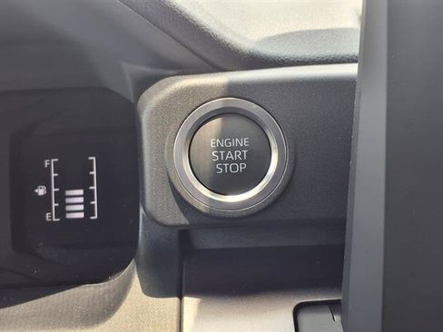 Used 2026 Toyota 4Runner SR5 AWD/4WD image 11