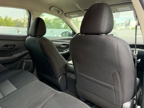 Used 2025 Nissan Sentra SV w/ All-Weather Package FWD image 23