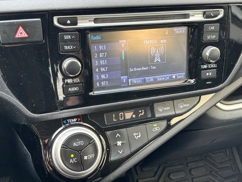 Used 2015 Toyota Prius C Two FWD image 11