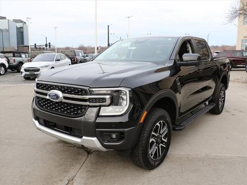 New 2026 Ford Ranger Lariat w/ FX4 Off-Road Package image 2