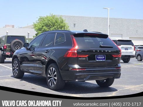 Certified 2024 Volvo XC60 B5 Plus AWD/4WD image 4